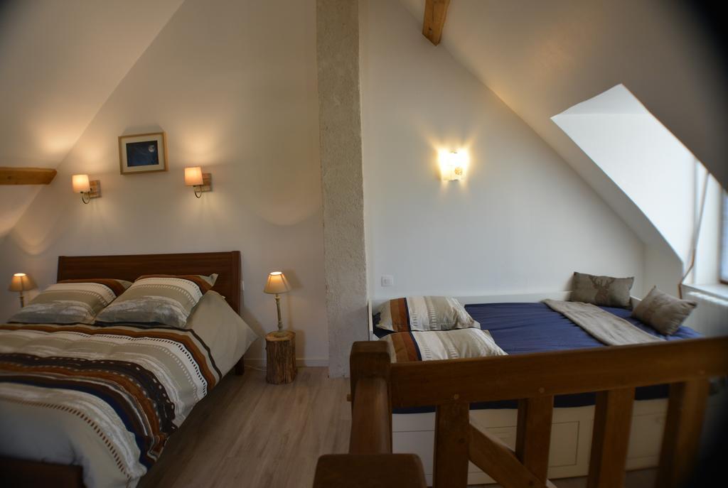 Gîte à l'ombre des chênes Châteauvieux Camera foto