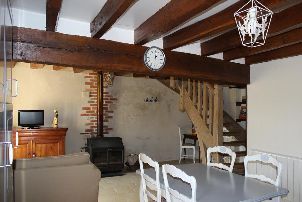 Gîte à l'ombre des chênes Châteauvieux Camera foto