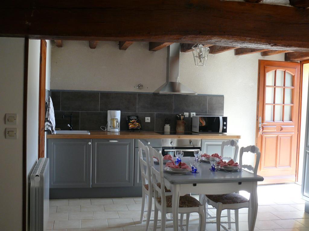 Gîte à l'ombre des chênes Châteauvieux Camera foto
